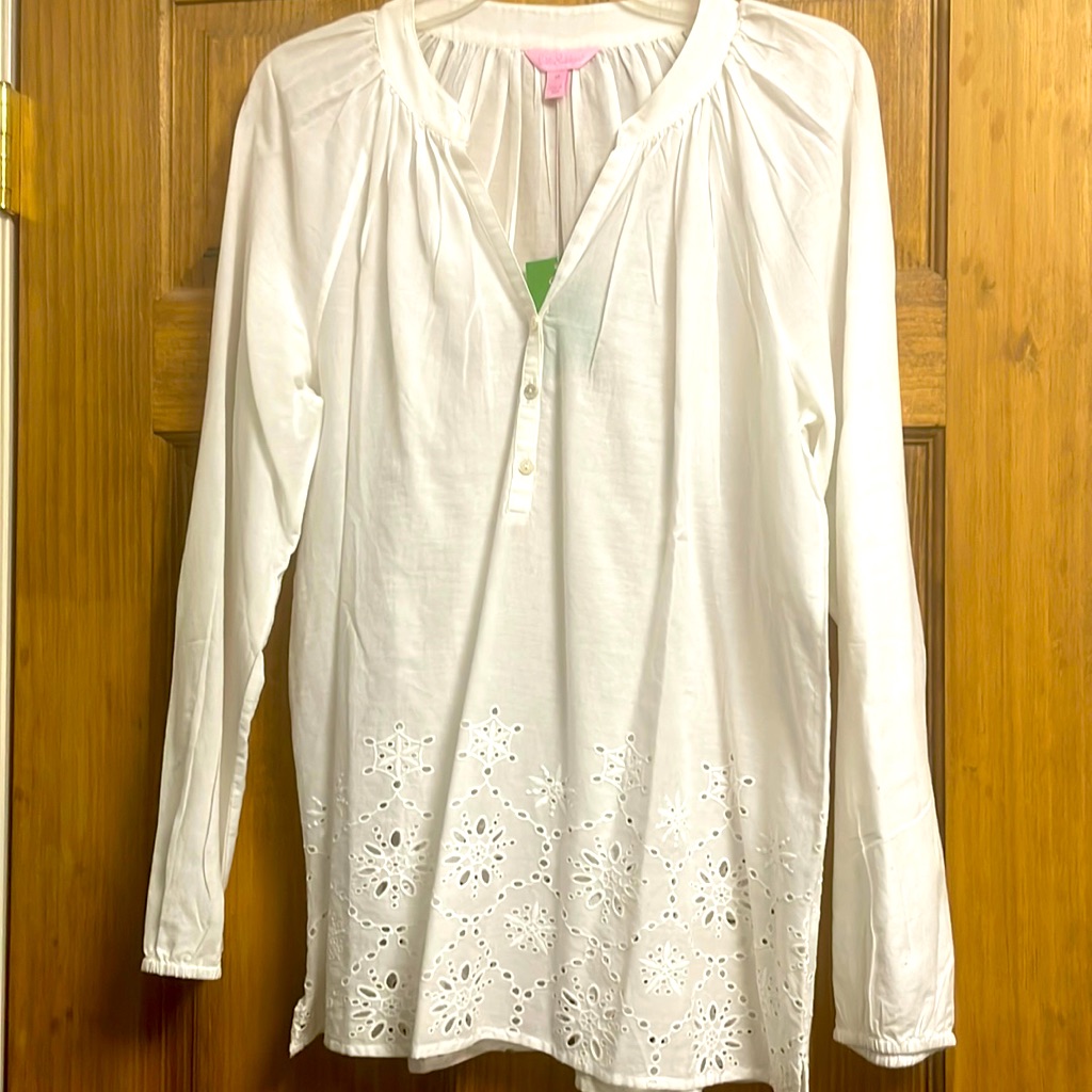 Lilly Pulitzer White Cotton With Design On The Bottom Nwt Medium
